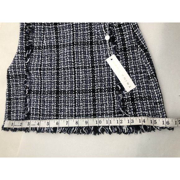 $398 Trina Turk Riya Skirt Distressed Style Tweed Mini Skirt Size-00 *READ - Picture 15 of 16